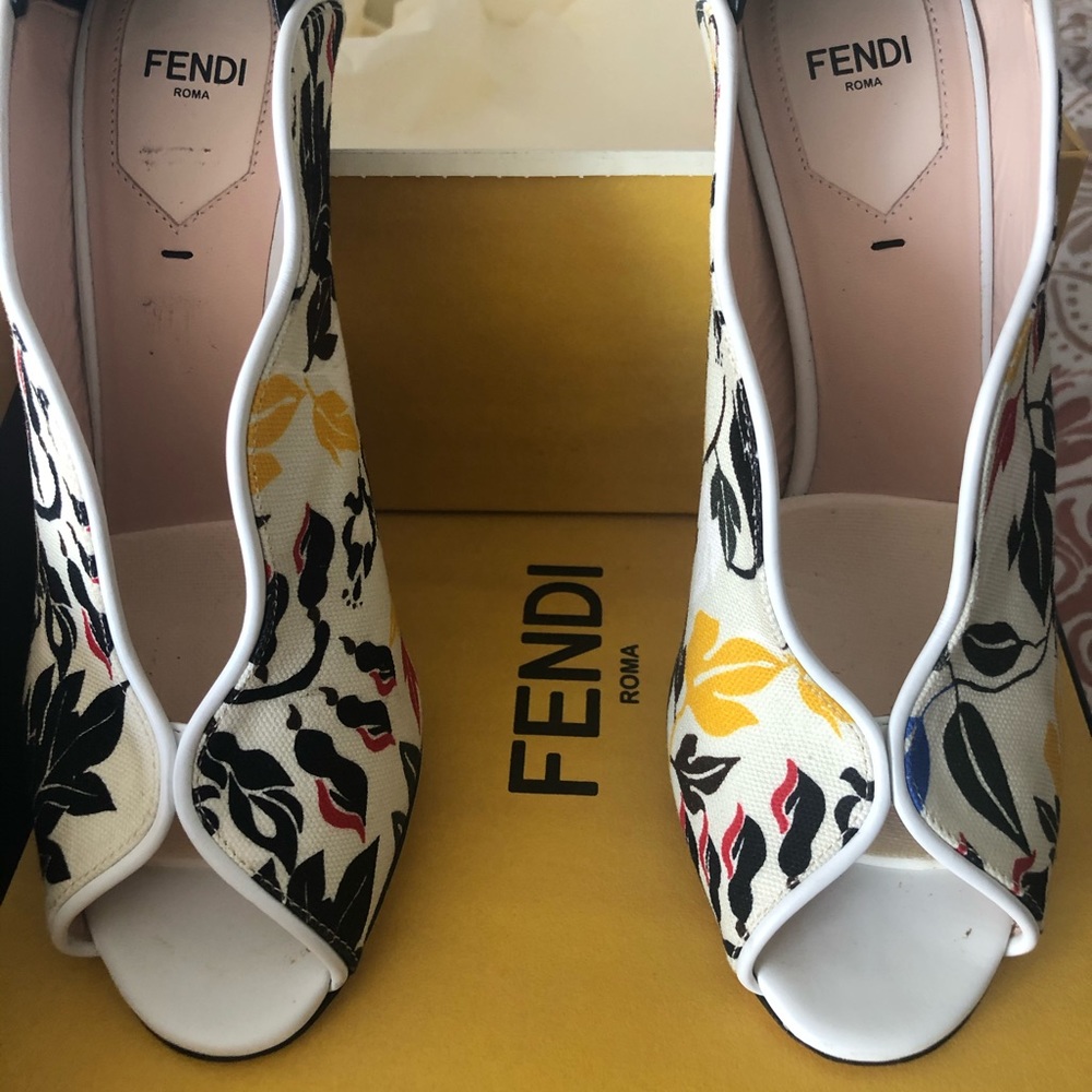 Fendi heels